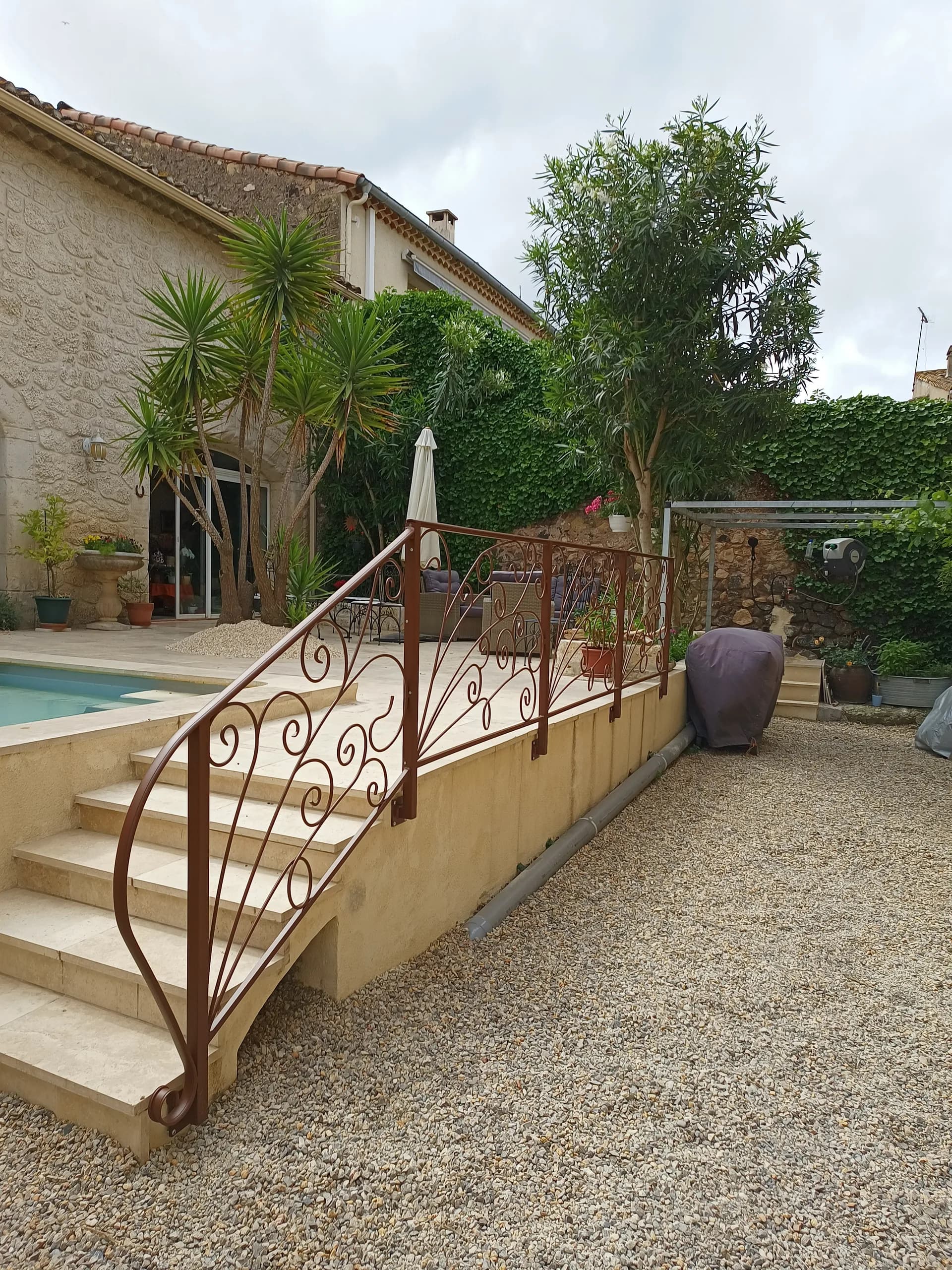 Terrasses & plages de piscine — vue 1 — Bâtiment Rénovation Patrimoine, Pézenas, Hérault